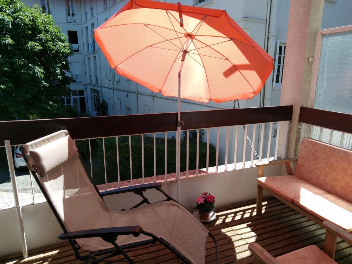 Le Pardeilhan Appt Chaleureux, Lumineux Avec Terrasse Et Parking En Coeur De Ville Bagneres-de-Luchon ภายนอก รูปภาพ