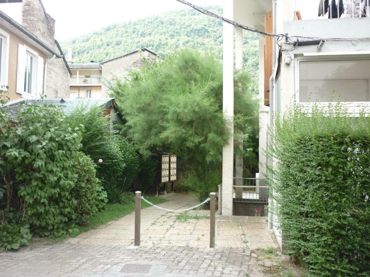 Le Pardeilhan Appt Chaleureux, Lumineux Avec Terrasse Et Parking En Coeur De Ville Bagneres-de-Luchon ภายนอก รูปภาพ