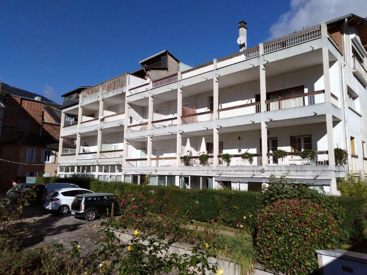 Le Pardeilhan Appt Chaleureux, Lumineux Avec Terrasse Et Parking En Coeur De Ville Bagneres-de-Luchon ภายนอก รูปภาพ