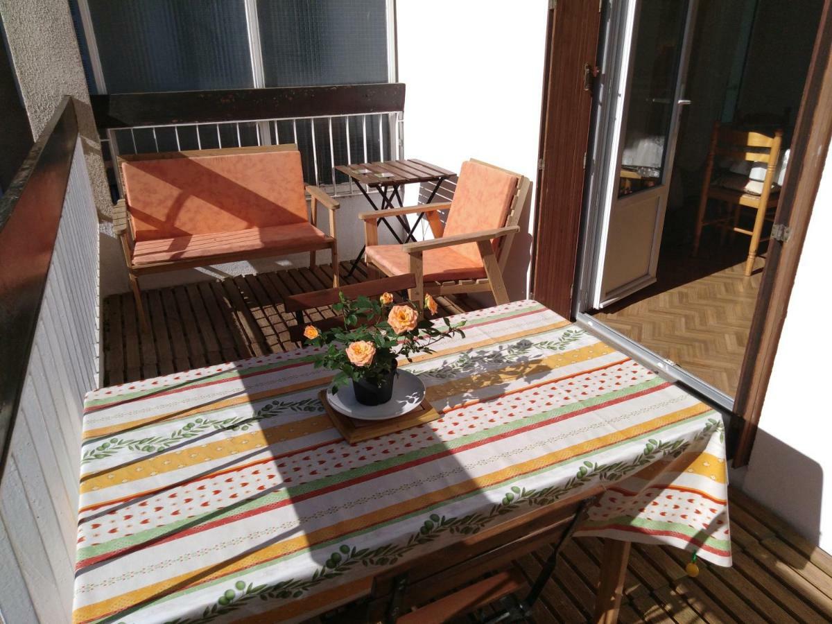 Le Pardeilhan Appt Chaleureux, Lumineux Avec Terrasse Et Parking En Coeur De Ville Bagneres-de-Luchon ภายนอก รูปภาพ